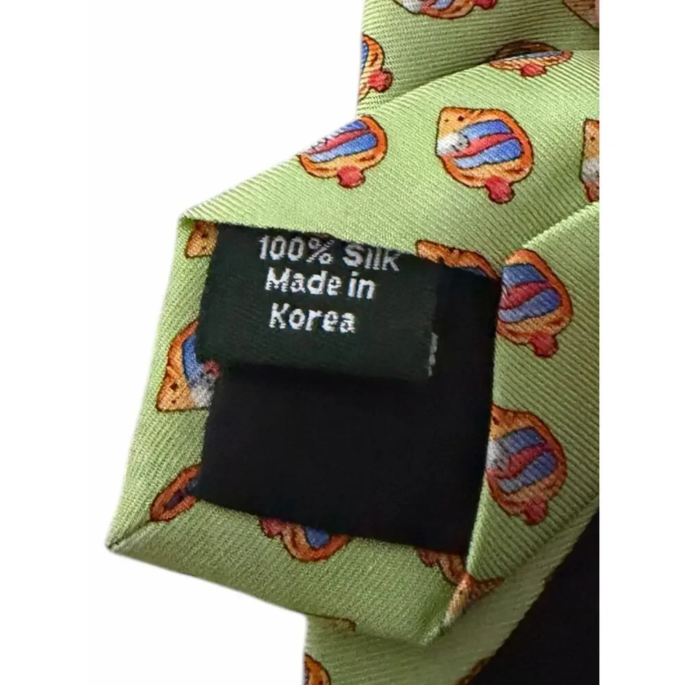 J.CREW Men's Green Fish Print Silk Necktie Novelty Preppy Summer Yacht Club NEW